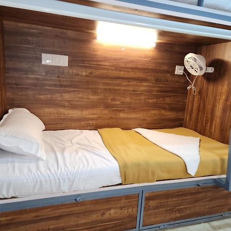 Sahil Ac Dormitory Navi Mumbai Eksteriør billede