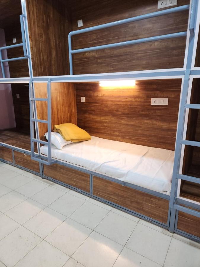 Sahil Ac Dormitory Navi Mumbai Eksteriør billede